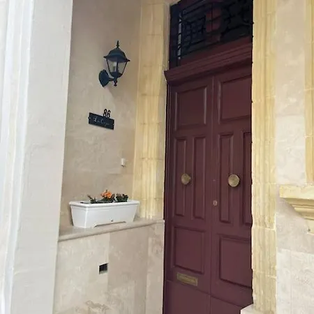 Lucija's Birżebbuġa